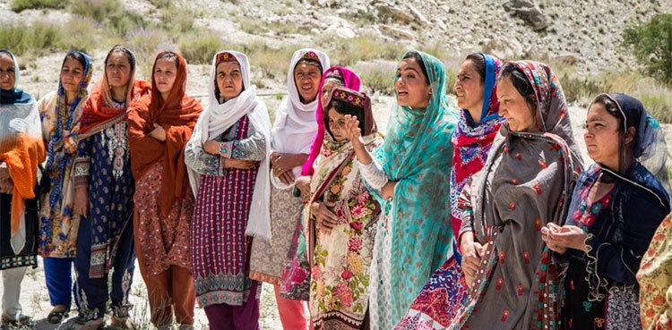 Three projects in South Asia putting gender at the centre of responses to climate change