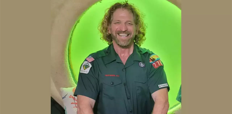 WATCH: Man lives underwater for 100 days to see how it affects his body