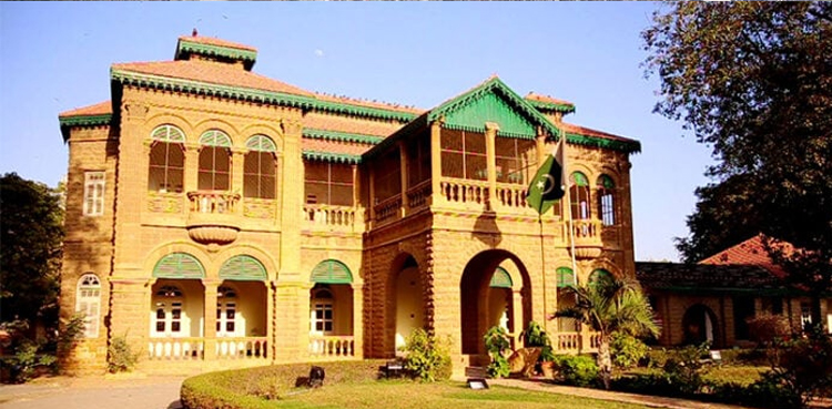 Commissioner Karachi to turn Flagstaff House into Jinnah Library