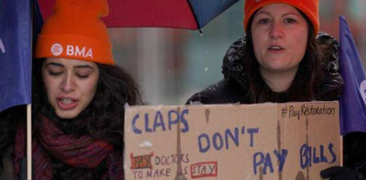 UK govt and healthcare unions agree final pay offer