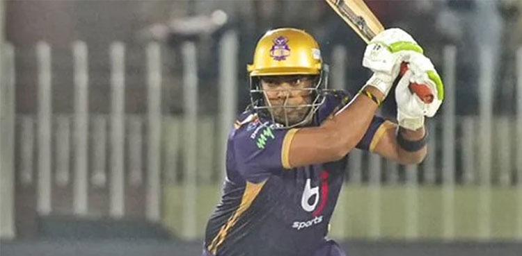 VIDEO: Umar Akmal smashes 14-ball 43 against Islamabad United