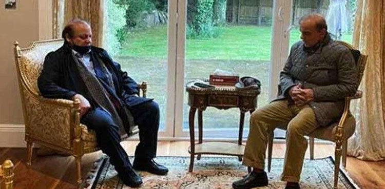 PM Shehbaz contacts Nawaz Sharif after Alvi stressed for ‘timely polls’