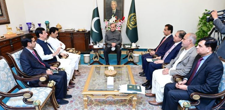 MQM-P apprises PM Shehbaz of reservations over digital census