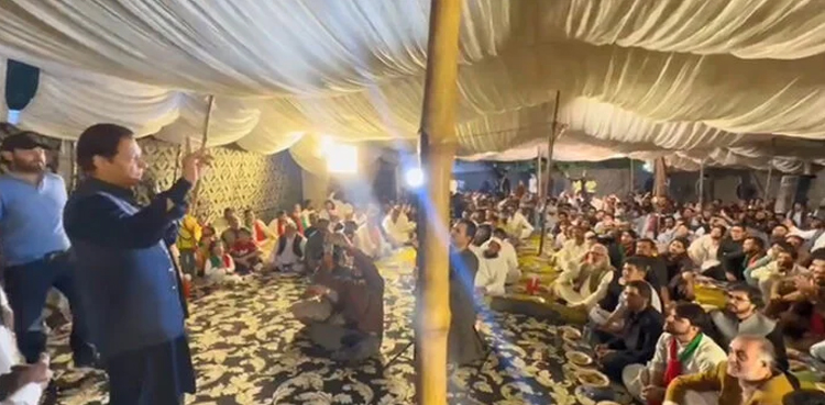 Imran Khan says ‘being Sadiq, Ameen important to become a leader’