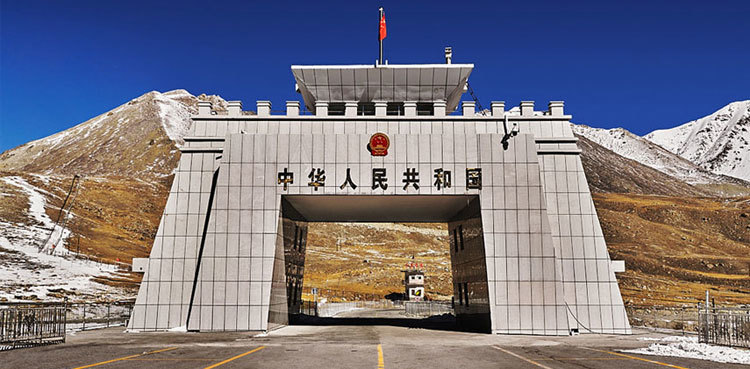 Khunjerab Pass opened for Pakistan-China trade after three years