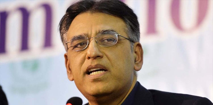 Asad Umar denies rumours of joining PPP