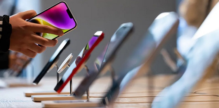 Apple issues iOS security update for vulnerable iPhones