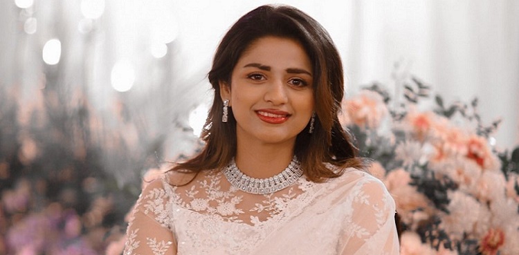 Hira Soomro recalls getting marriage proposals from male fans