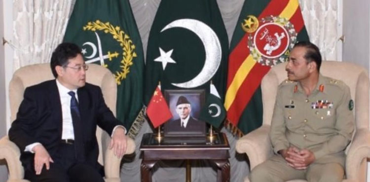 In meeting with Chinese FM, COAS pledges full support for CPEC