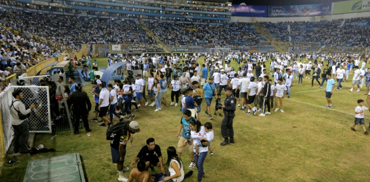 El Salvador mourns 12 killed in soccer stadium stampede