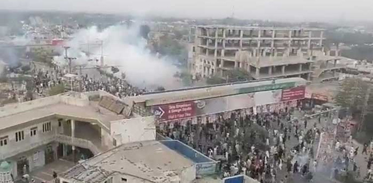 Cleaning operation underway at Karachi's Shahrah-e-Faisal