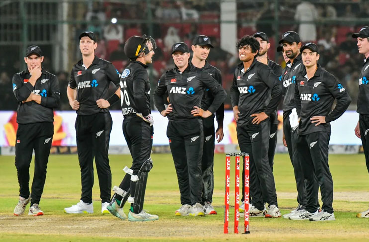 PAK vs NZ: New Zealand Claims Victory over Pakistan in Thrilling Fifth ODI