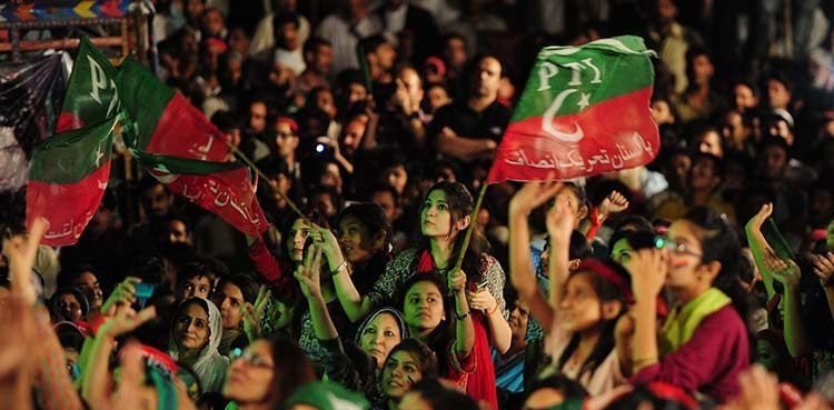 Mohsin Naqvi 'bars' police from arresting female PTI activists