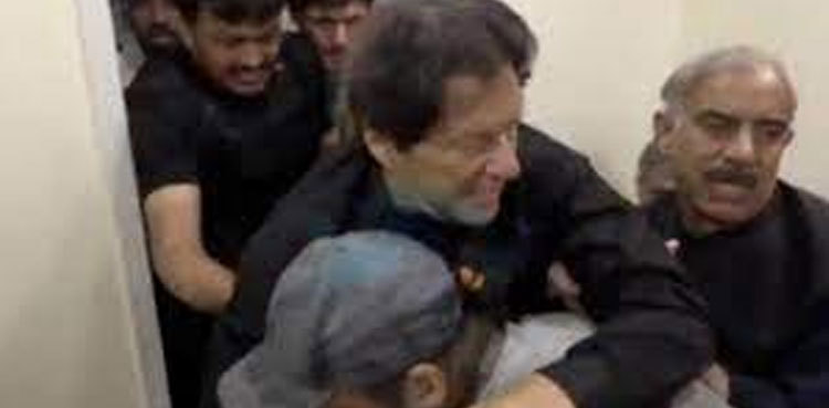 Imran Khan shifted to hospital after swelling in feet