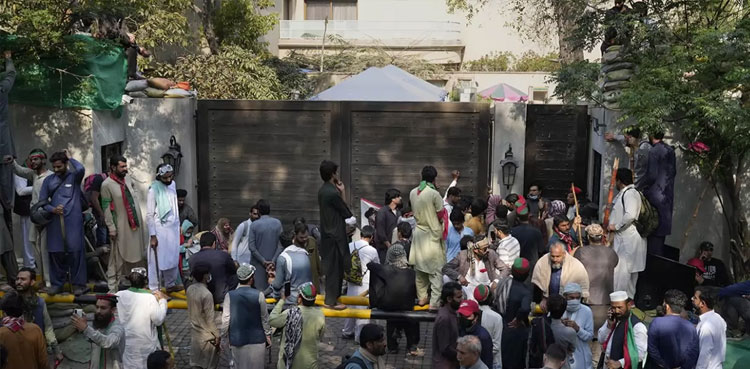 Punjab police to search Imran Khan's residence tomorrow