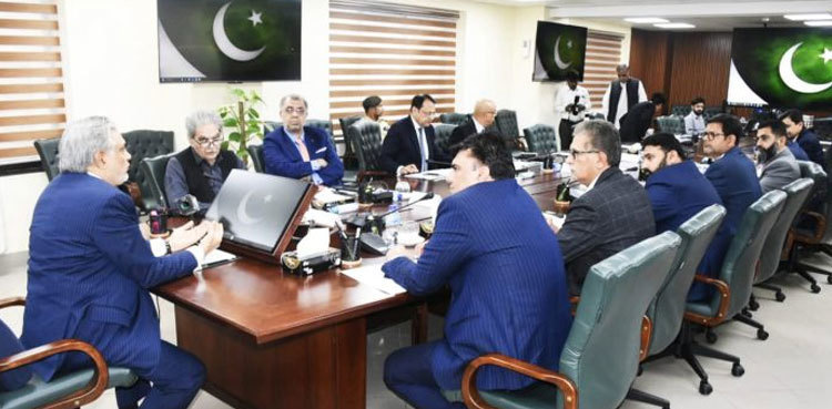 Ishaq Dar says govt to present business-friendly budget