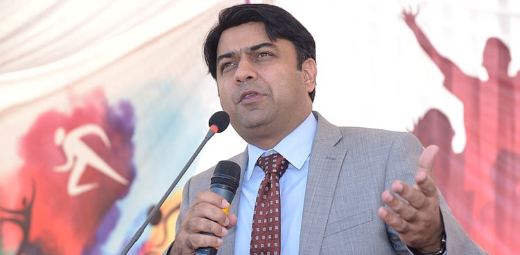 Another PTI leader quits party, politics