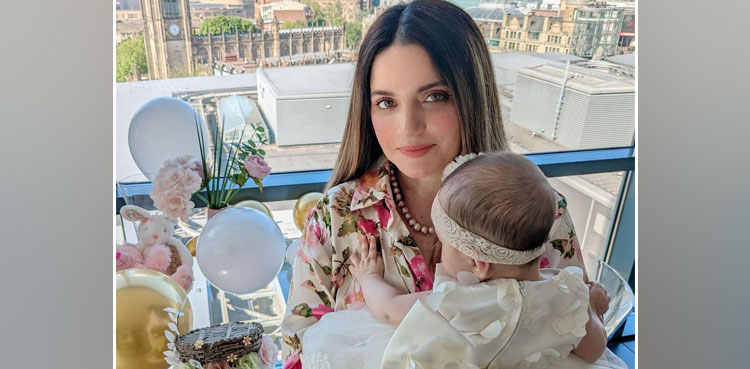 Armeena Rana reveals daughter Amelie's face, picture goes viral