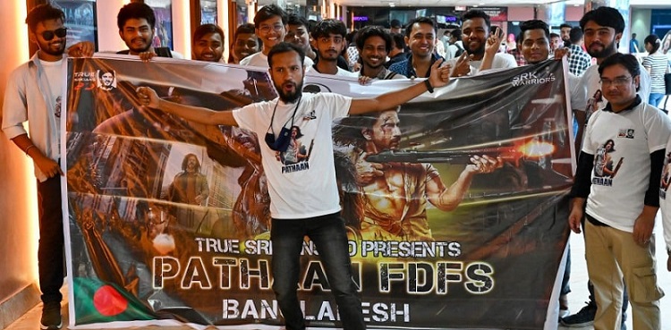Shahrukh Khan fans in Bangladesh rejoice as 'Pathaan' hits theatres