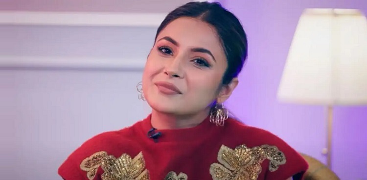 Shehnaaz Gill hits back at social media trolls