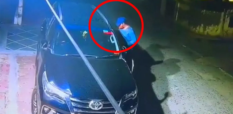 Watch: Thief steals expensive car in less than two minutes