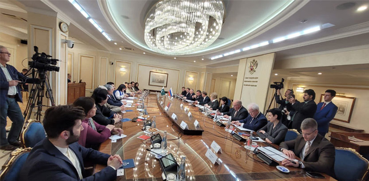 Pakistan, Russia resolved to further cement bilateral ties