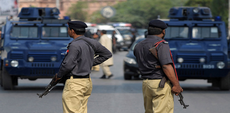 Karachi cops looted near police station