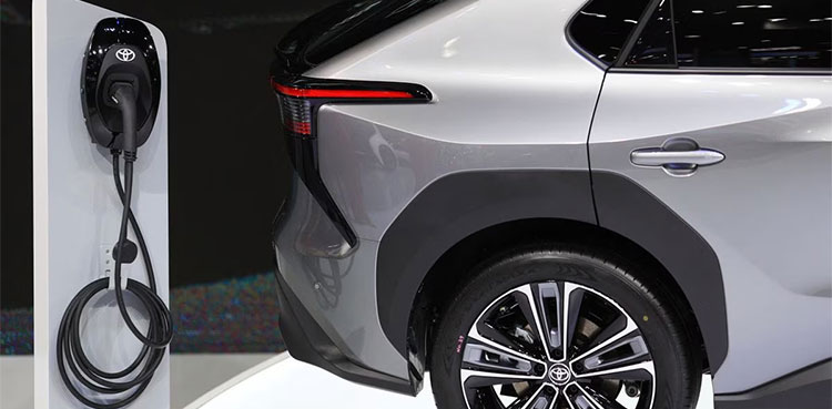 Toyota unveils future plans