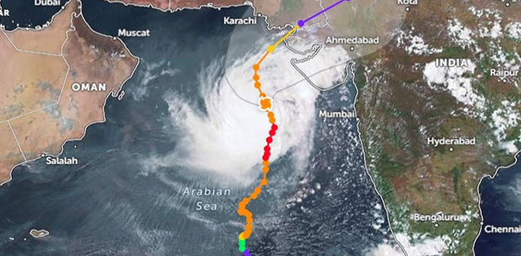 Cyclone Biparjoy to hit Sindh today; Karachi braces for ‘heavy rain’