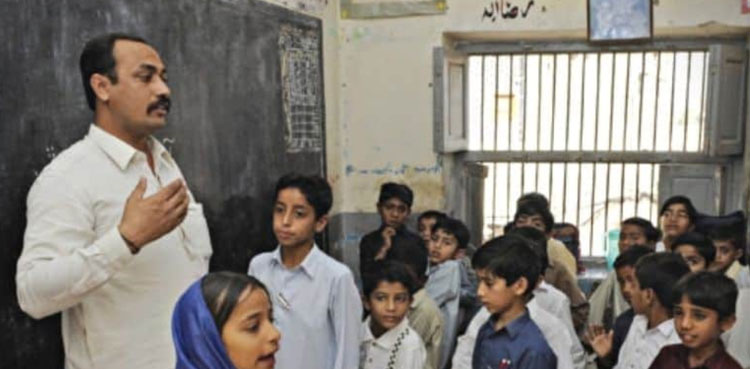Bad news for Sindh teachers avoiding digital attendance