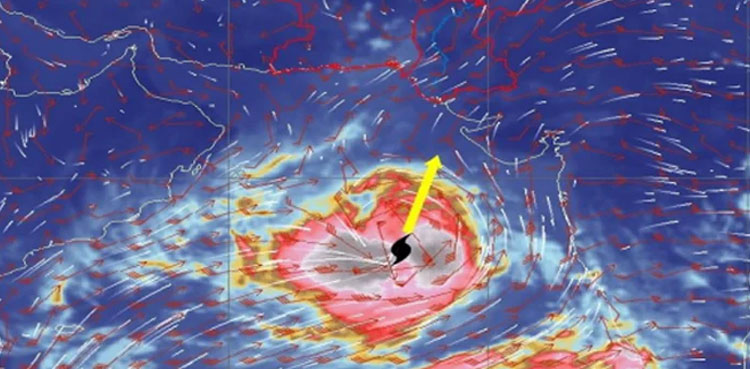 Red alert issued for Karachi Port as Cyclone Biparjoy intensifies  