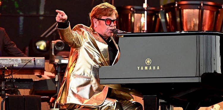 Elton John enthralls Glastonbury in final UK show