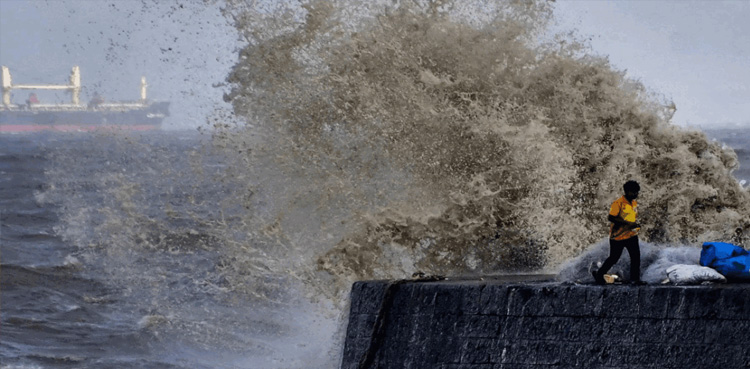 Cyclone Biparjoy: Armed forces rescue stranded fishermen