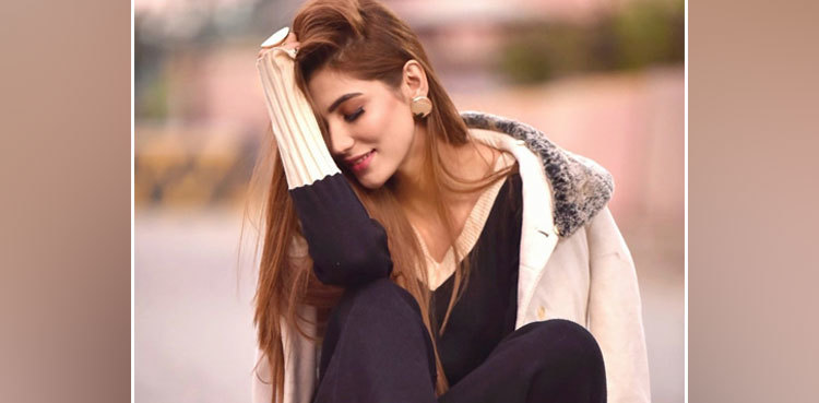 Nazish Jahangir creates buzz with latest pictures