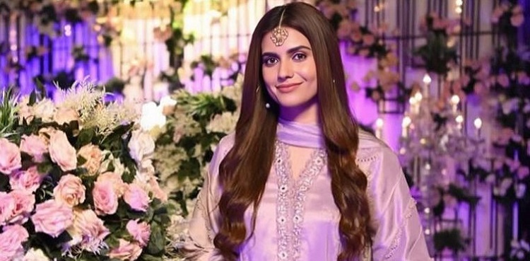 Washma Fatima exudes radiance in sun-kissed pictures