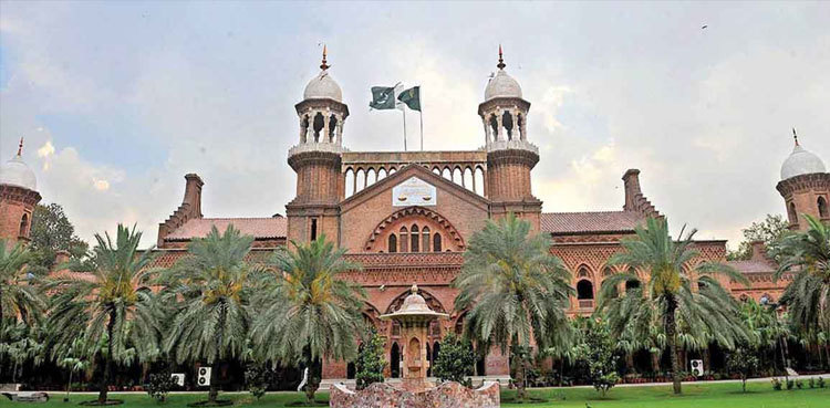 LHC issues arrest warrants of IG Islamabad in contempt case