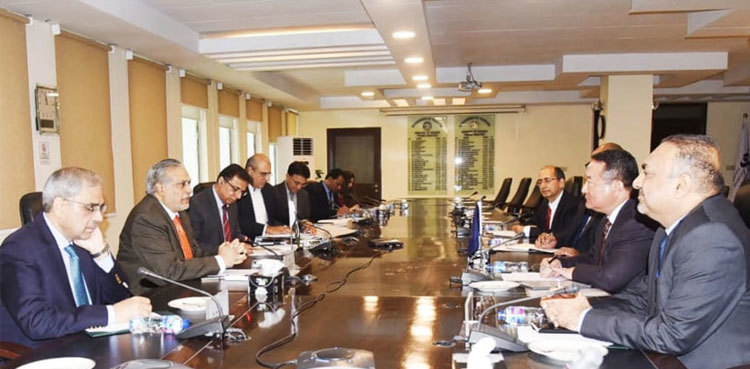 Ishaq Dar apprises ADB on country’s current economic outlook