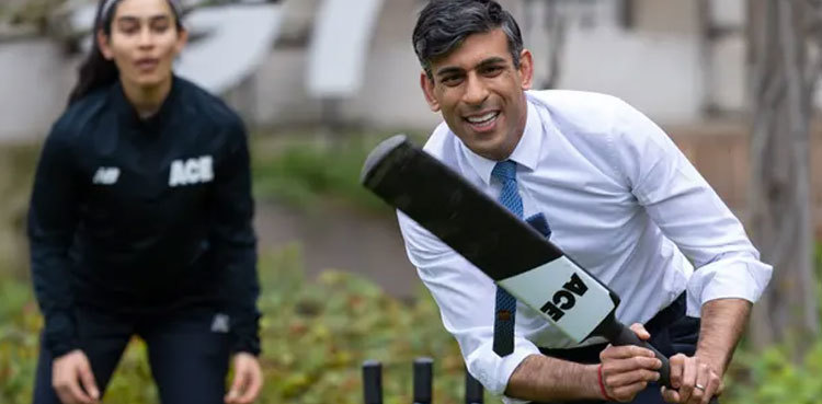 UK PM accuses Australian cricketers over Bairstow dismissal