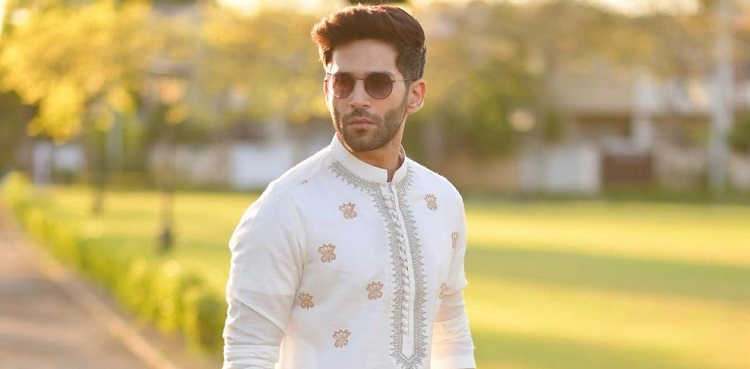 Arslan Khan gets an offer from Bollywood?