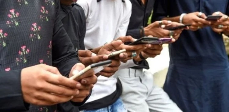 Online loan apps: FIA arrests nine 'blackmailers' from Rawalpindi