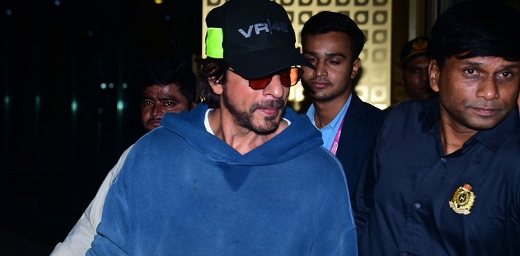 Shahrukh Khan makes first appearance amidst surgery reports
