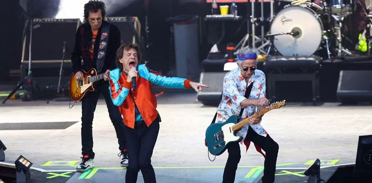 Rolling Stones fans see signs of new album in local newspaper ad