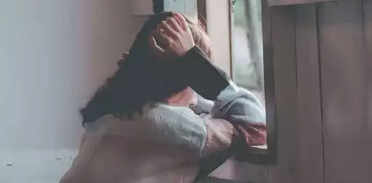 Woman divorces husband thinking she was in relationship with 'Stranger Things' star