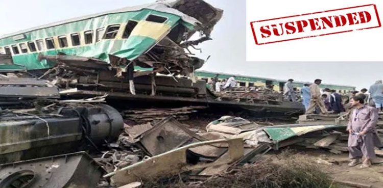 6 railways officials suspended in wake of Hazara Express accident