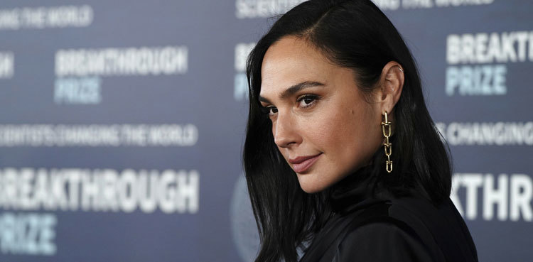 Gal Gadot says spent a month preparing Snow White audition