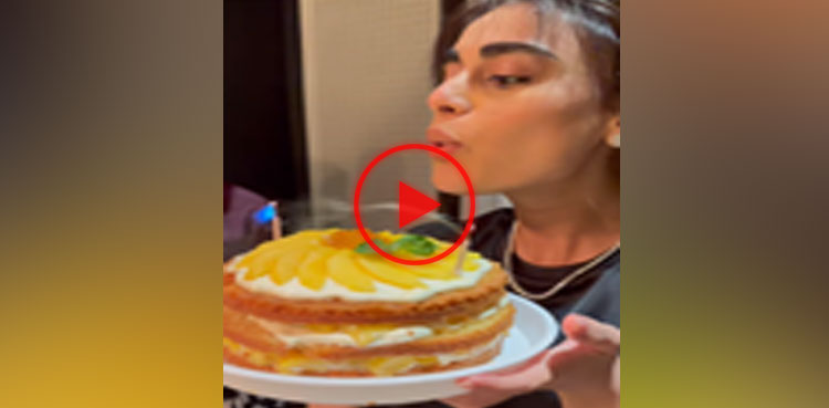 Sadaf Kanwal's birthday celebration post wins hearts