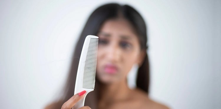 Facing hair fall? Shermeen Ali shared a tried & tested remedy