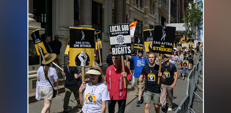 Hollywood writers to resume talks over strike