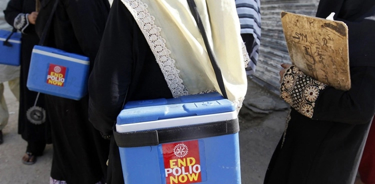 DC Islamabad kicks off  anti-polio drive targeting 400,000 children