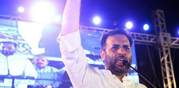 Mustafa Kamal tenders apology in contempt case